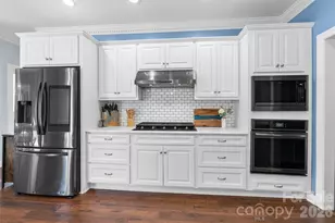 217 Spring Run Dr, Mooresville, NC 28117 - Photo 17