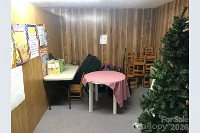 104 Fairway Shopping Center Street, Hudson, NC 28638 - Photo 7