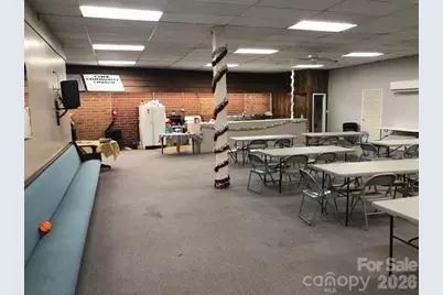 104 Fairway Shopping Center Street, Hudson, NC 28638 - Photo 11