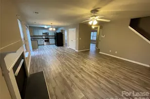 6632 Centerline Dr, Charlotte, NC 28278 - Photo 5