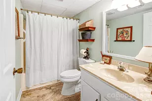 121 Toxaway Vws Dr, Lake Toxaway, NC 28747 - Photo 33