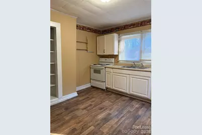 2355 Blowing Rock Boulevard, Lenoir, NC 28645 - Photo 3