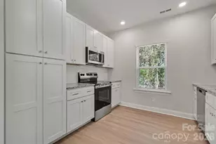 533 Broadway Ct, Statesville, NC 28677 - Photo 23