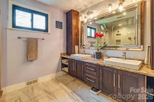 10 Hillendale Rd, Asheville, NC 28805 - Photo 23