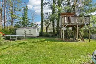 710 Heatherwood Dr, Hendersonville, NC 28792 - Photo 35