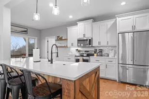 94 Silver Fox Rdg, Beech Mountain, NC 28604 - Photo 9