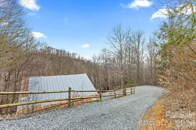 1444 Rich Mountain Road, Zionville, NC 28698 - Photo 9