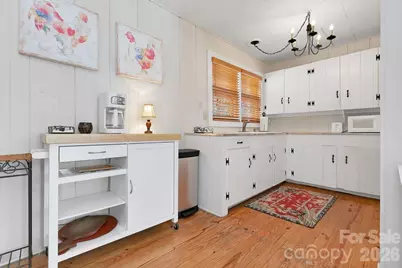 218 Hickory Lane, Lake Toxaway, NC 28747 - Photo 9