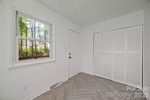 2309 Longleaf Dr, Charlotte, NC 28210 - Photo 15
