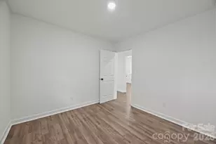 2309 Longleaf Dr, Charlotte, NC 28210 - Photo 11