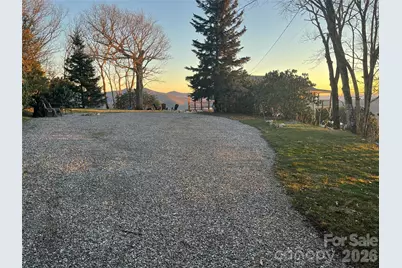 536 Lands End Lane, Maggie Valley, NC 28751 - Photo 15