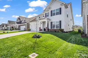 255 Fox Cove Rd, Hendersonville, NC 28792 - Photo 3