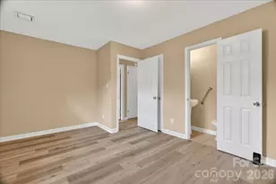 2221 Ludlow Dr, Charlotte, NC 28216 - Photo 17