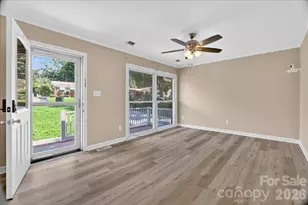 2221 Ludlow Dr, Charlotte, NC 28216 - Photo 5