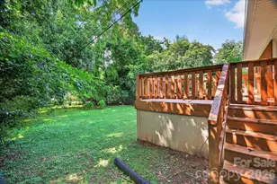 2221 Ludlow Dr, Charlotte, NC 28216 - Photo 25