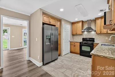 2221 Ludlow Drive, Charlotte, NC 28216 - Photo 9