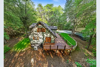 327 Flat Ridge Drive, Lake Toxaway, NC 28774 - Photo 13