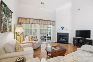 6319 Highland Commons Rd, Charlotte, NC 28269 - Photo 15