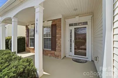 6319 Highland Commons Road, Charlotte, NC 28269 - Photo 3