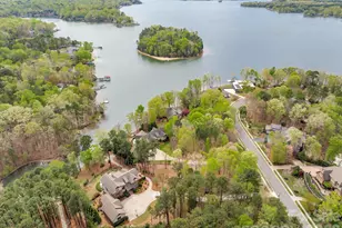 18321 Rosapenny Rd, Charlotte, NC 28278 - Photo 3