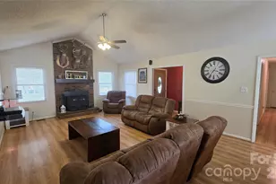 172 Oak Haven Dr, Statesville, NC 28625 - Photo 13