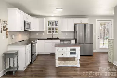 154 Shadowgate Drive, Forest City, NC 28043 - Photo 9