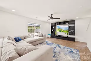 4715 McClure Rd, Charlotte, NC 28216 - Photo 11