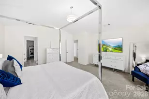 4715 McClure Rd, Charlotte, NC 28216 - Photo 15