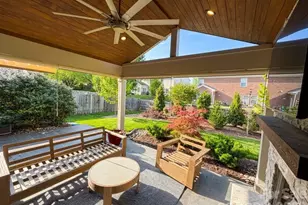 10307 Dominion Village Dr, Charlotte, NC 28269 - Photo 5