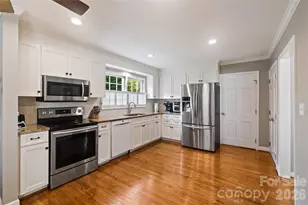 138 Dovershire Rd, Charlotte, NC 28270 - Photo 11