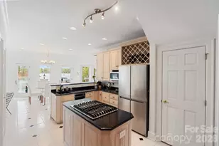 141 Grand Bay Dr, Mooresville, NC 28117 - Photo 9