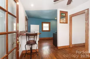 1012 E 35th St, Charlotte, NC 28205 - Photo 25