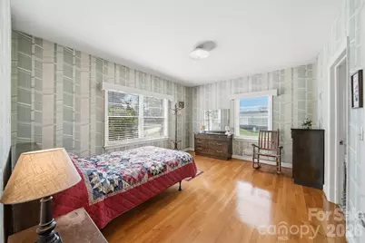 32 Falls Avenue, Granite Falls, NC 28630 - Photo 17