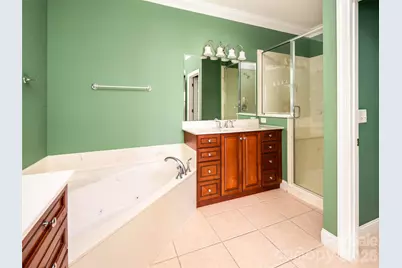124 Towne Place Drive, Hendersonville, NC 28792 - Photo 15