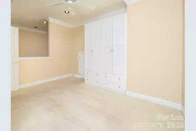 124 Towne Place Drive, Hendersonville, NC 28792 - Photo 21