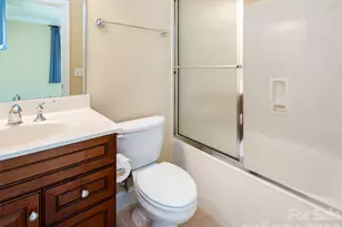 124 Towne Pl Dr, Hendersonville, NC 28792 - Photo 25