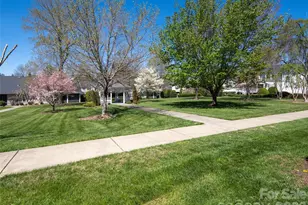 124 Towne Pl Dr, Hendersonville, NC 28792 - Photo 27