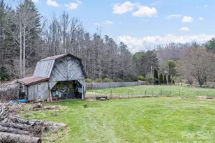 838 Hidden Valley Rd, Clyde, NC 28721 - Photo 5