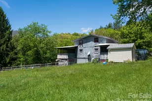 838 Hidden Valley Rd, Clyde, NC 28721 - Photo 5