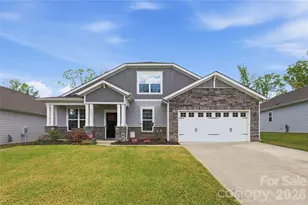 3023 Eagle Ridge Ln, Indian Trail, NC 28079 - Photo 1