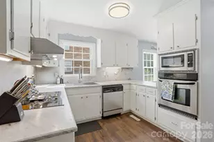 7245 Hopeton Rd, Charlotte, NC 28210 - Photo 7