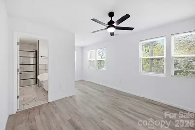 1413 Hateras Avenue, Charlotte, NC 28216 - Photo 13
