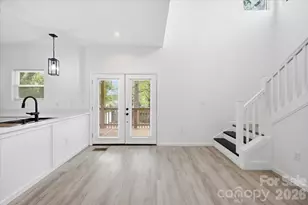 1413 Hateras Ave, Charlotte, NC 28216 - Photo 9
