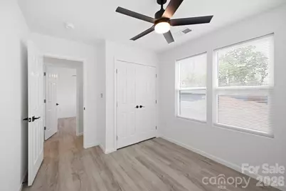 1413 Hateras Avenue, Charlotte, NC 28216 - Photo 17