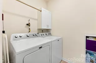 8122 Bridgegate Dr, Huntersville, NC 28078 - Photo 9