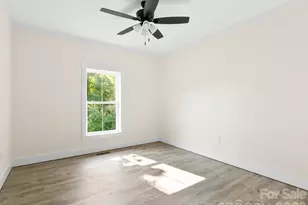 216 Lower Edgewood Rd, Candler, NC 28715 - Photo 27