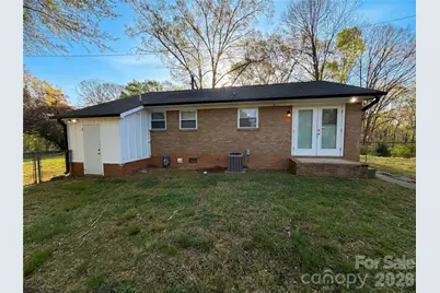 290 Salem Avenue, Dallas, NC 28034 - Photo 5