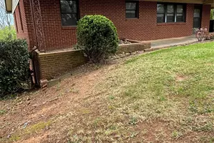 819 N Piedmont Ave, Kings Mountain, NC 28086 - Photo 3