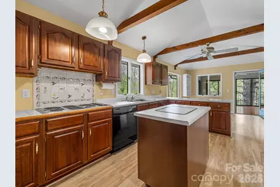 140 Meadowlark Drive, Tryon, NC 28782 - Photo 9