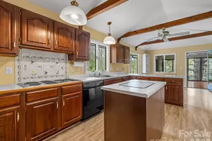 140 Meadowlark Dr, Tryon, NC 28782 - Photo 9